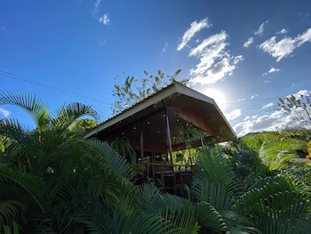 yakari grei bungalows