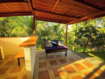 Yakari Grei Bungalows,,4 star