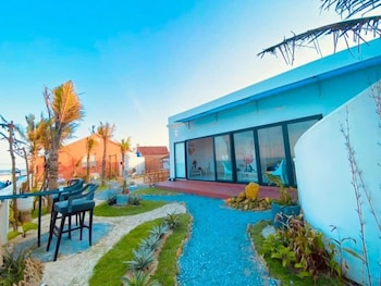 jeju beach front villa
