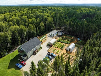 Upper Humber Settlement A Farmstay Bnb,,2 star