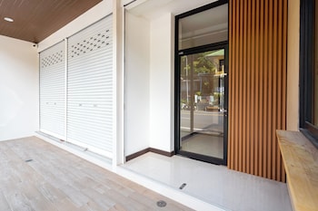 Maiiam Guesthouse Patong,,3 star