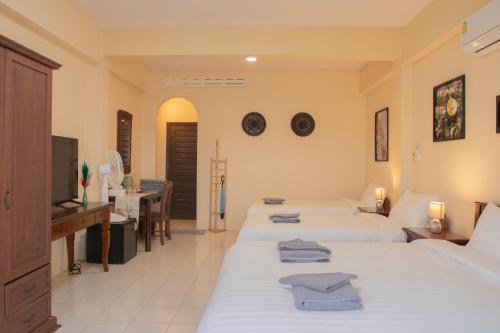 maiiam guesthouse patong
