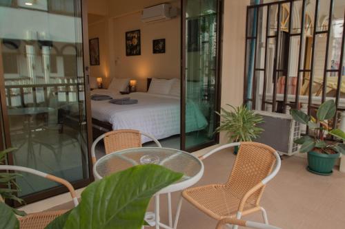 maiiam guesthouse patong
