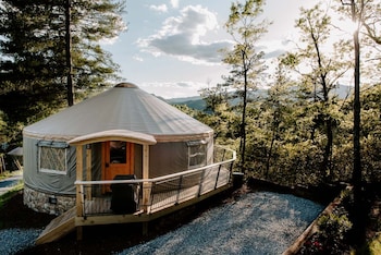 sky ridge yurts