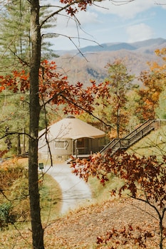 sky ridge yurts