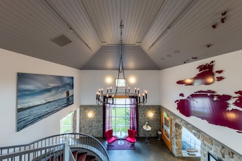 Dolmsundet Hotell Hitra,Melandsjøen>>Hitra,4 star