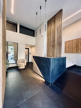 Mc Queen Boutique Apartments,,4 star