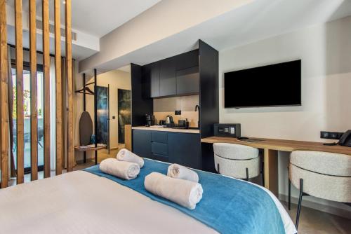 mc queen boutique apartments