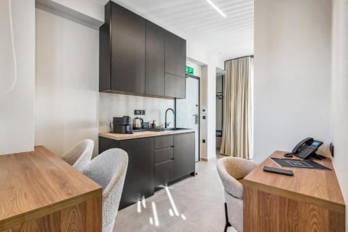 mc queen boutique apartments