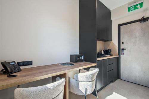 mc queen boutique apartments
