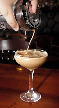 Fall River Hotel And Grazerz Restaurant,,2 star