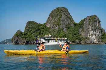 Amanda Cruise Ha Long Bay,,4 star