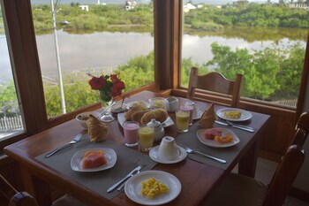 Hotel La Laguna Galapagos,Puerto Villamil>>Galapagos,3 star