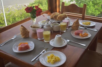 Hotel La Laguna Galapagos,Puerto Villamil>>Galapagos,3 star