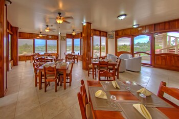 Hotel La Laguna Galapagos,Puerto Villamil>>Galapagos,3 star