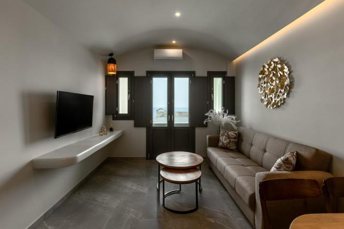 kudos suites firostefani