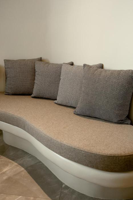 kudos suites firostefani