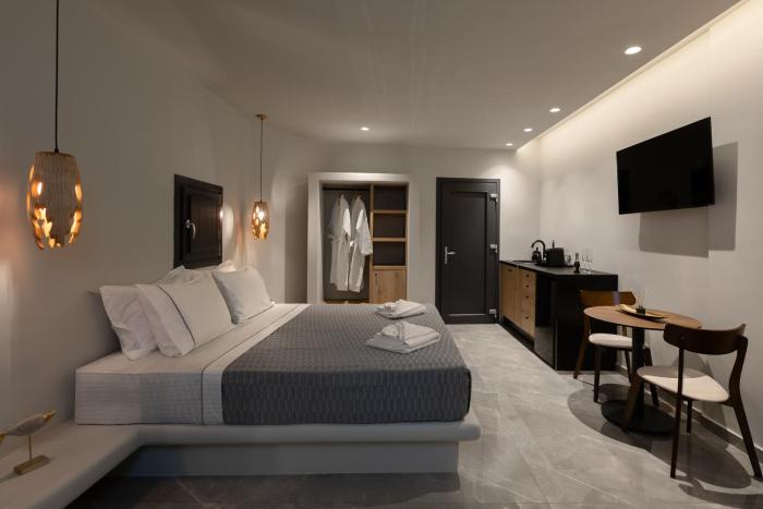kudos suites firostefani