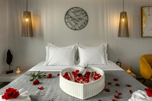 kudos suites firostefani