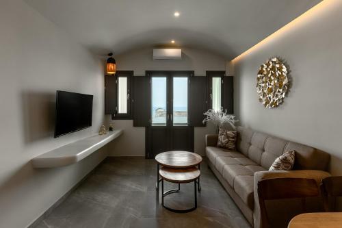 kudos suites firostefani