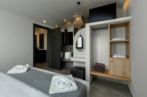 kudos suites firostefani