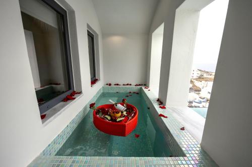 kudos suites firostefani