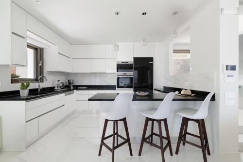 villa antonis