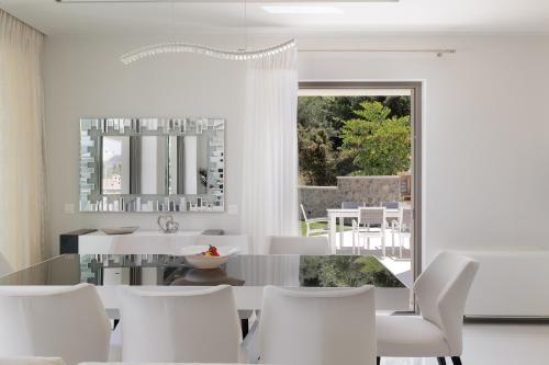 villa antonis