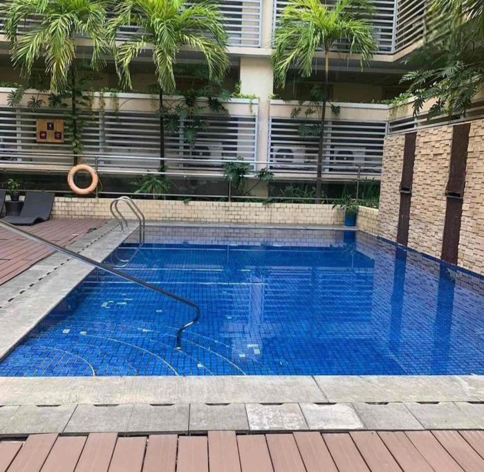 1 bed apartment sleeps 7 pool and wifi
