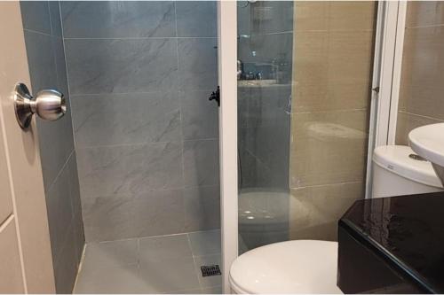 1 bed apartment sleeps 7 pool and wifi