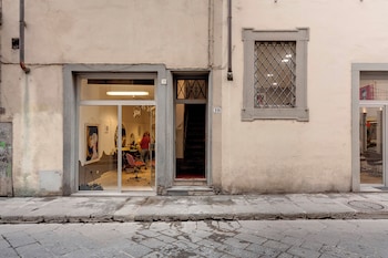 mamo florence jake and francis apartments