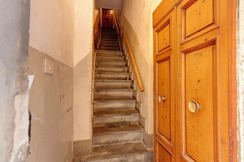 mamo florence jake and francis apartments