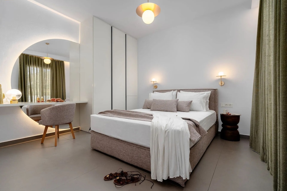 thalelion villa private pool and jacuzzi