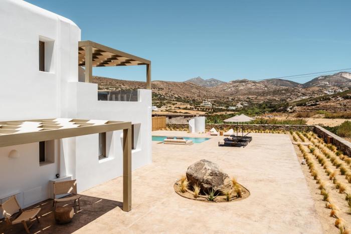 thalelion villa private pool and jacuzzi