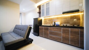 Nice And Comfortable Living 1Br At Grand Sungkono Lagoon Apartment,,3 star