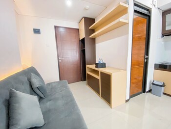 Homey Designed 3Br At Gateway Pasteur Apartment,,3 star