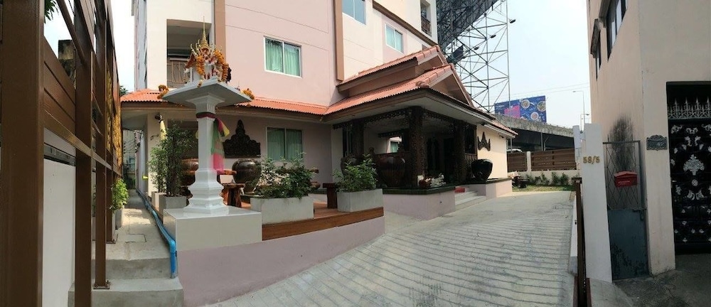 kim hostel at morleng