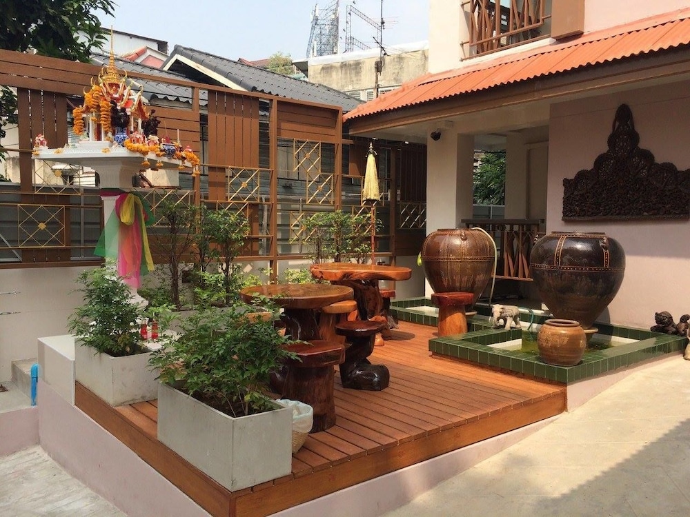 kim hostel at morleng