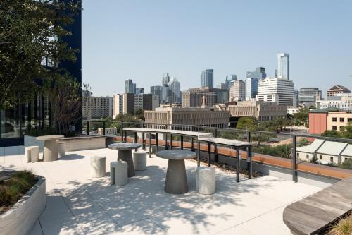 kasa at the waller austin