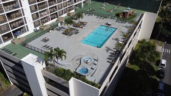 partial ocean view condo with 2 beds and parking