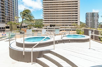 partial ocean view condo with 2 beds and parking
