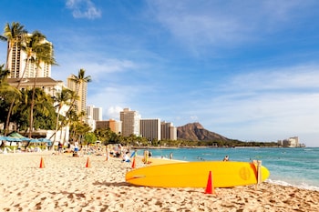 partial ocean view condo with 2 beds and parking