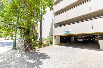 partial ocean view condo with 2 beds and parking