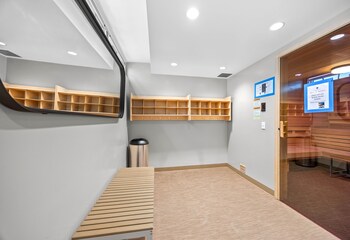 partial ocean view condo with 2 beds and parking