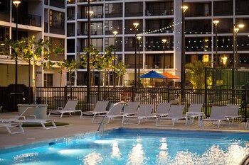 partial ocean view condo with 2 beds and parking