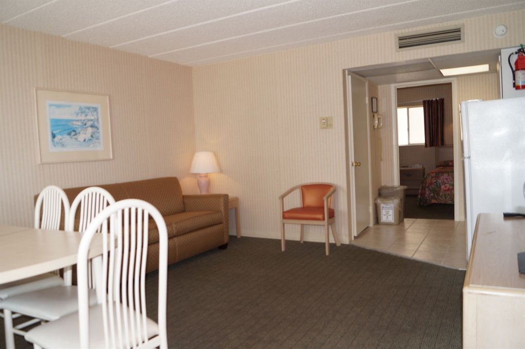 Beau Rivage Beach Resort,Cape May - Wildwood>>Cape May,2.5 star
