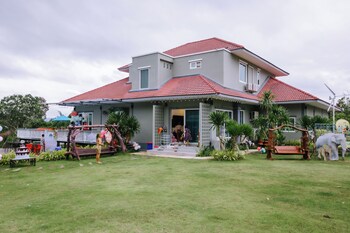le best pool villa chiangmai