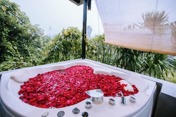le best pool villa chiangmai