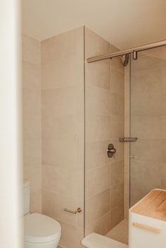scout living pcm placemakr atlanta apartments by hilton