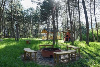 campinari doga evleri and restaurant